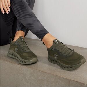 ON Cloudtilt Loewe sneakers